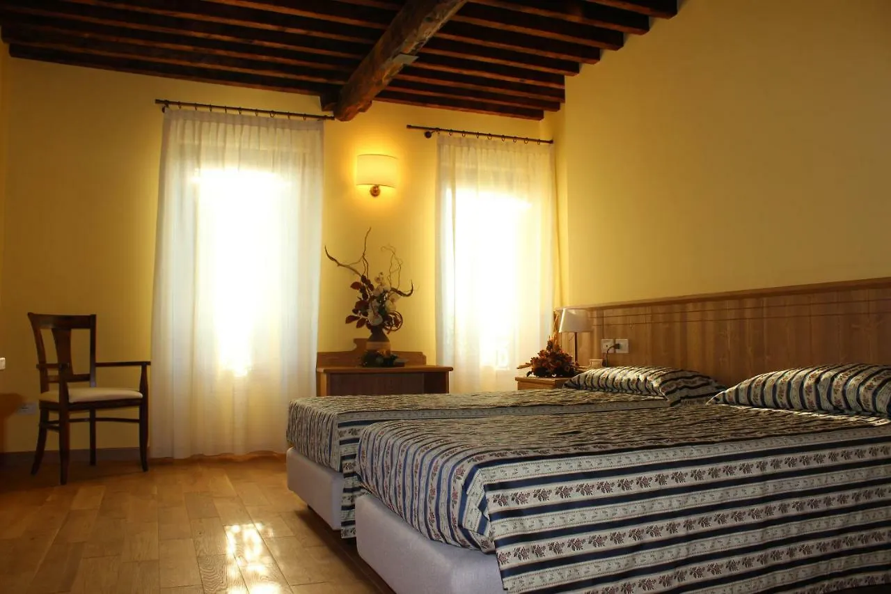Agriturismo Le Giarine Fogliano Redipúglia 0*,  Italien